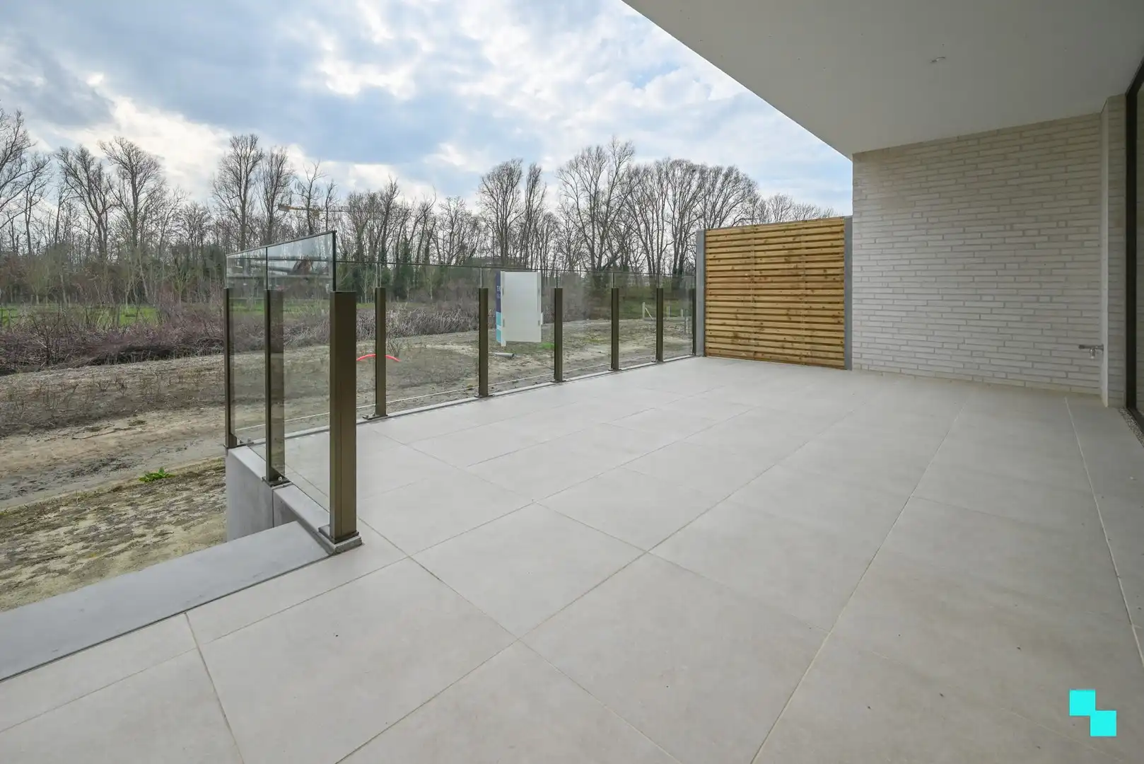 Gelijkvloers tweeslaapkamerappartement met riant terras te Ingelmunster foto 10