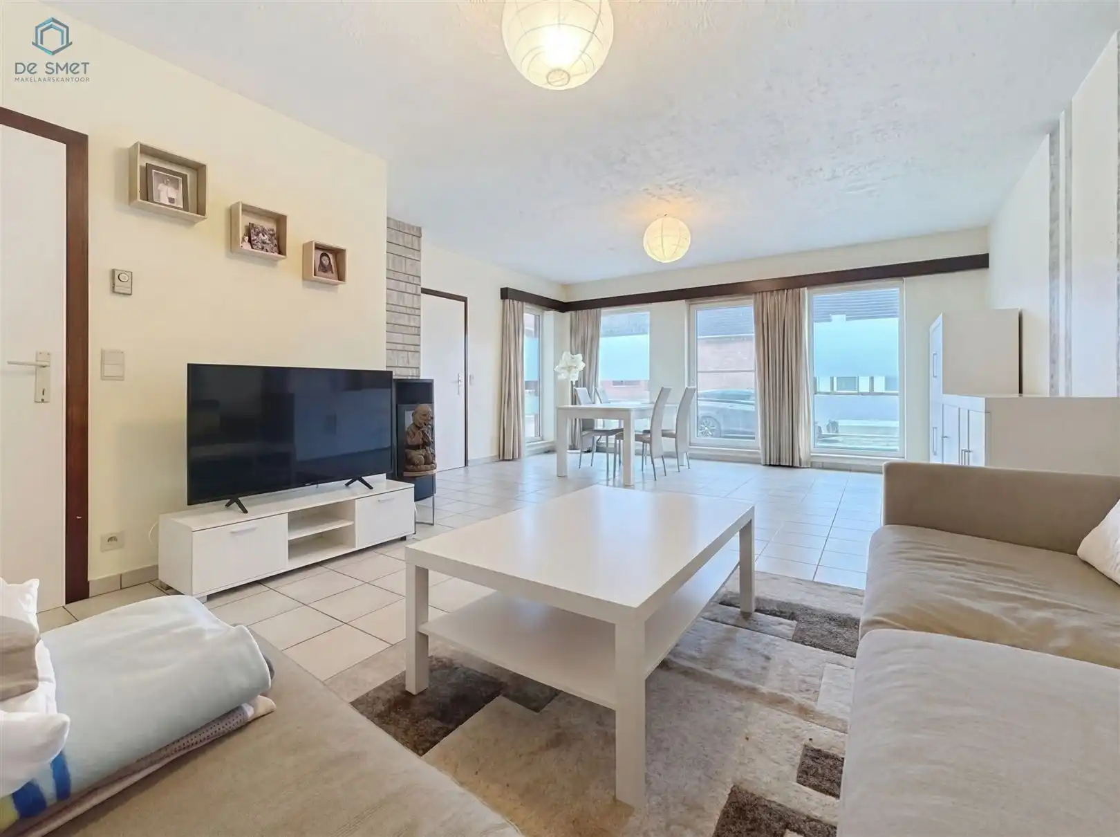 Ruim gelijkvloers appartement met tuin in Woubrechtegem foto 2