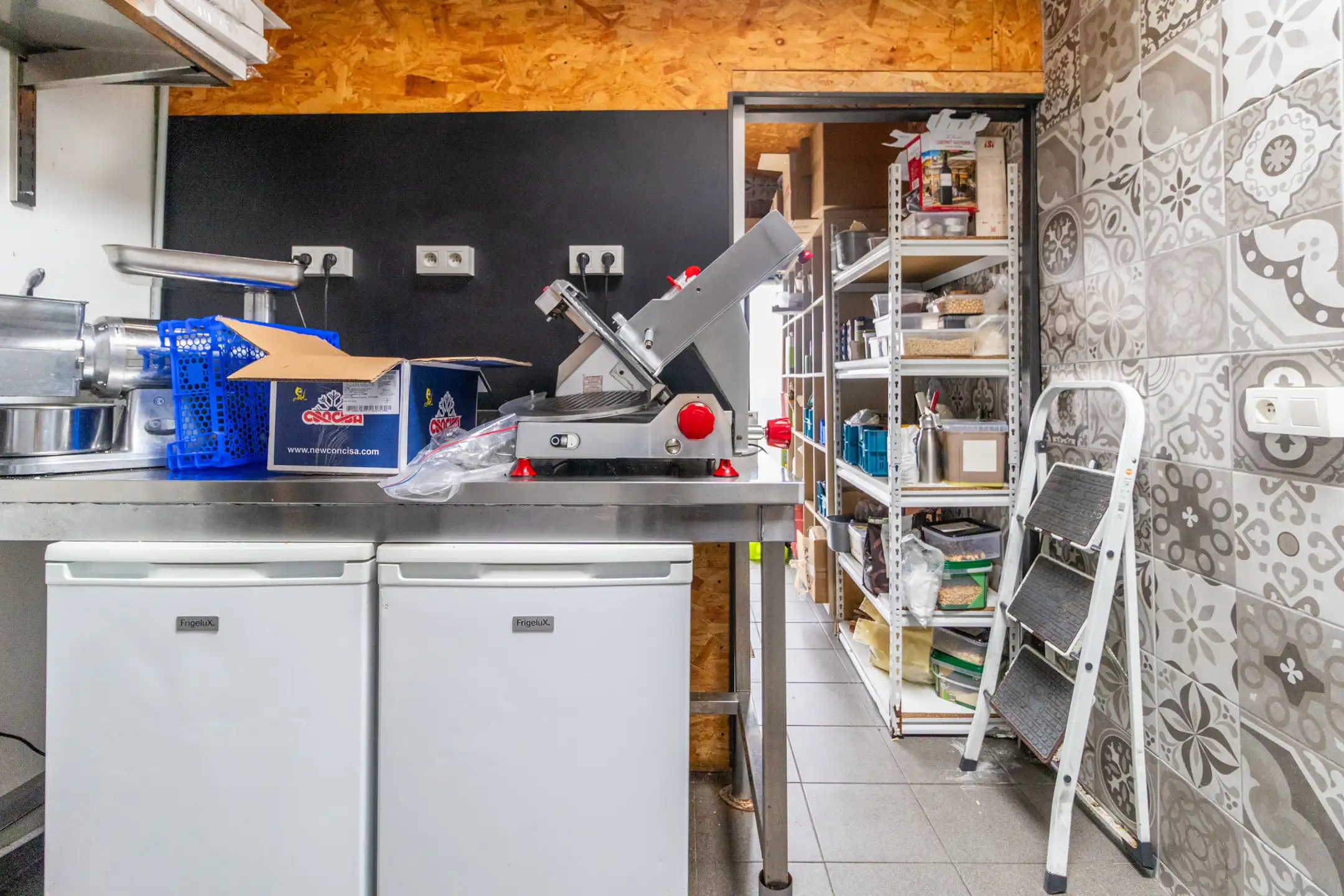 Commerciële ruimte te huur foto 19