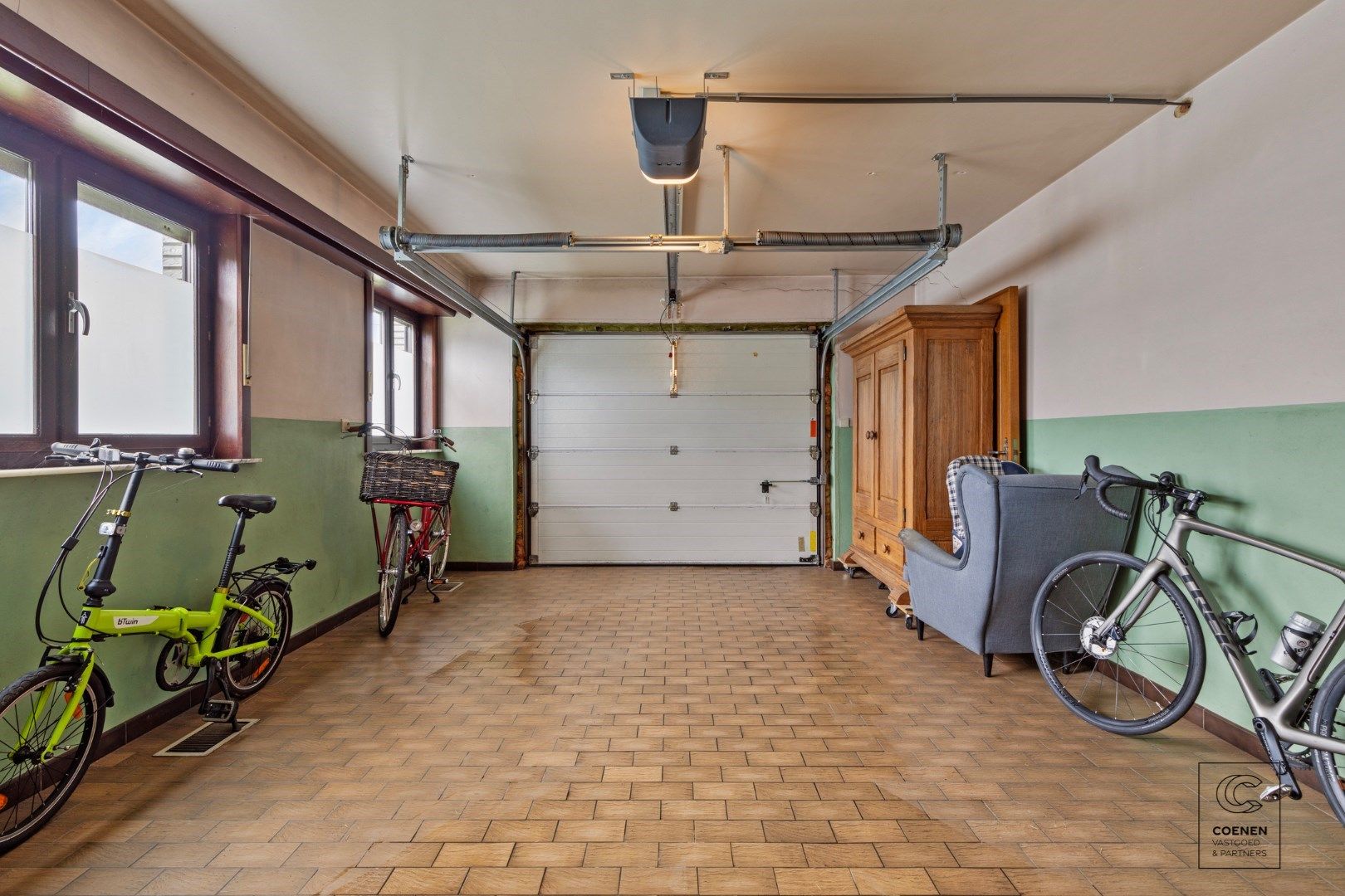 Riante laagbouwwoning met een bew. opp. van maar liefst 385 m², 4 slpk op een perceel van 2622 m² foto 20