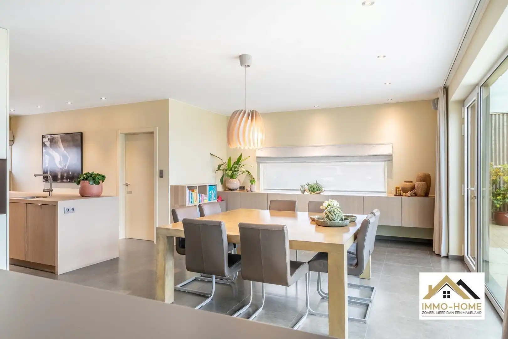 Vrijstaande woning met 3000M2 grond en landelijk uitzicht!! foto 12