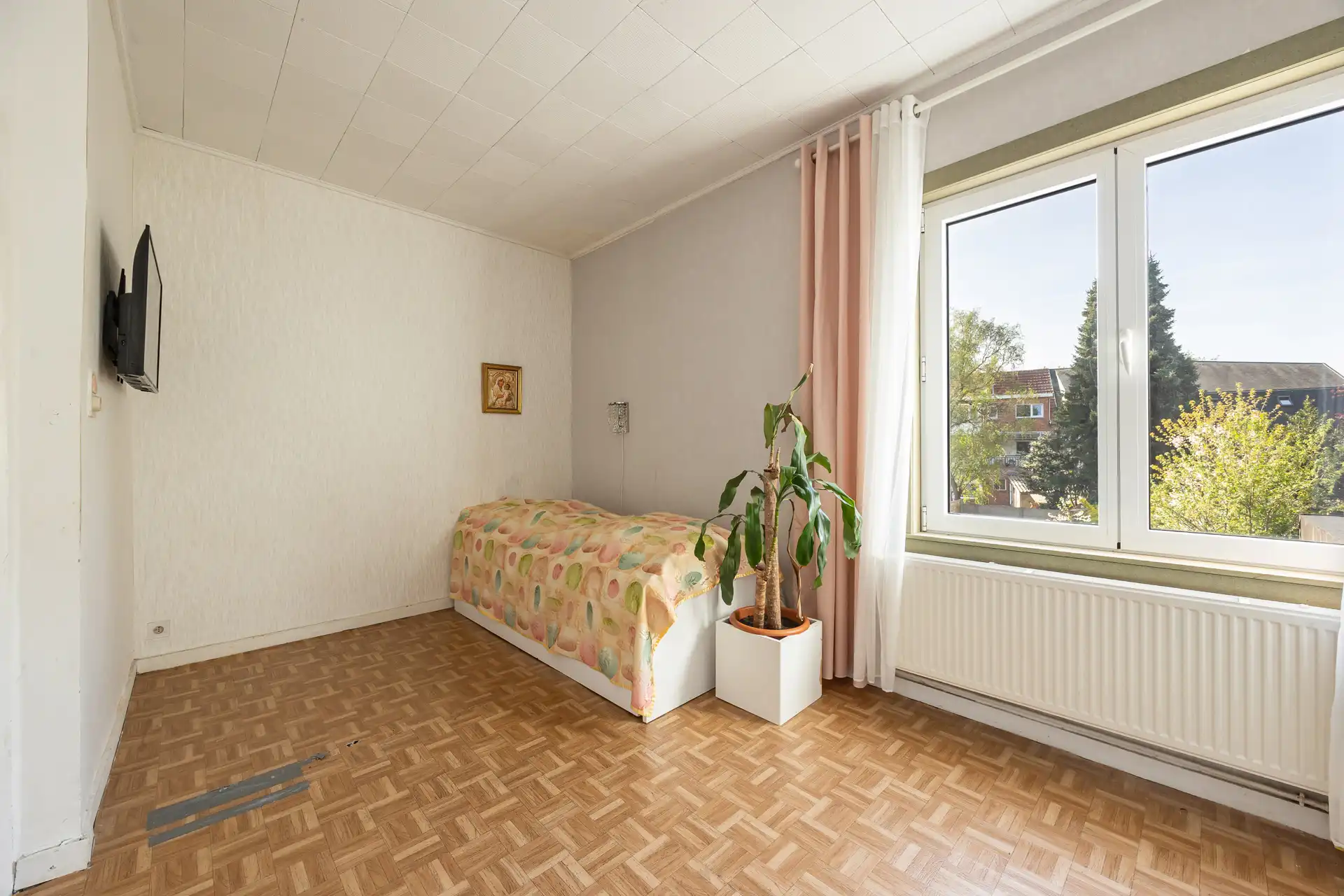 Gezellige woning met 2 slaapkamers en grote tuin foto 12