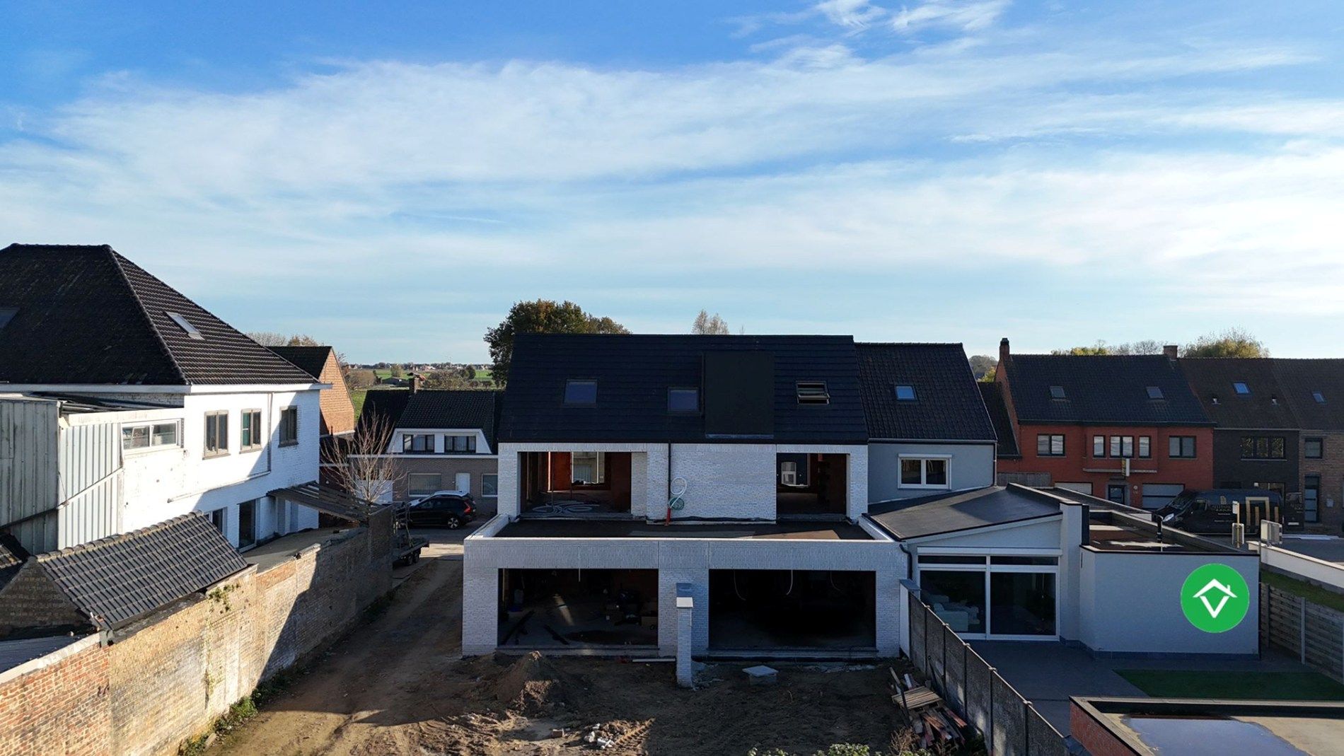 Modern duplexappartement met 3 slaapkamers en zonneterras in centrum Ichtegem foto 3