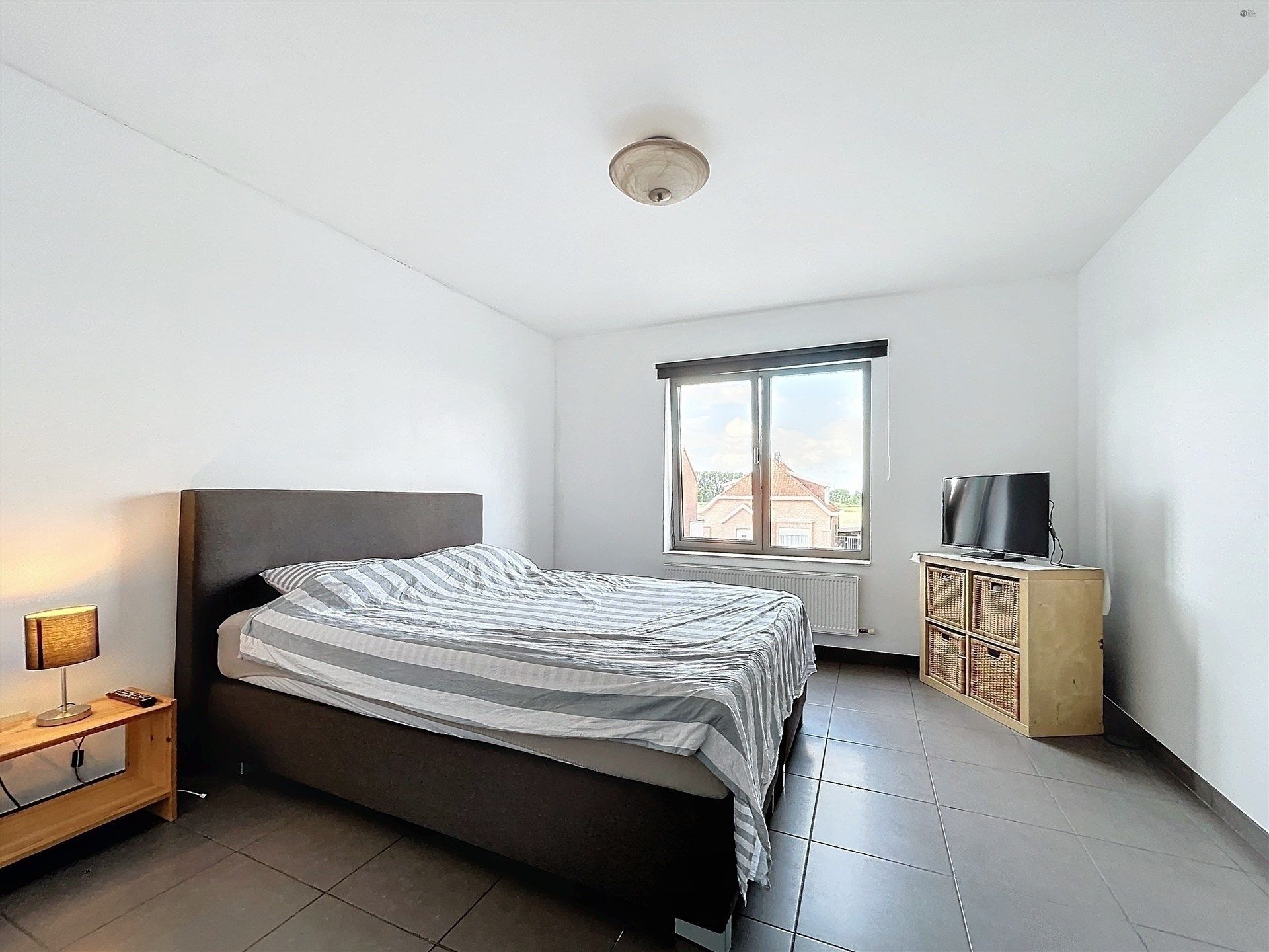Gunstig gelegen handelszaak + 3 appartementen op perceel van 1147m² foto 16