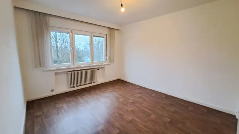 Ruim en lichtrijk 2-slaapkamerappartement met terras te koop in Sint-Michiels Brugge foto 7