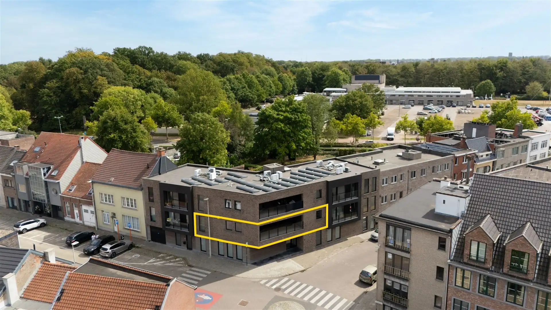 Prachtig 1-slaapkamer appartement in het hartje van Beveren foto 22