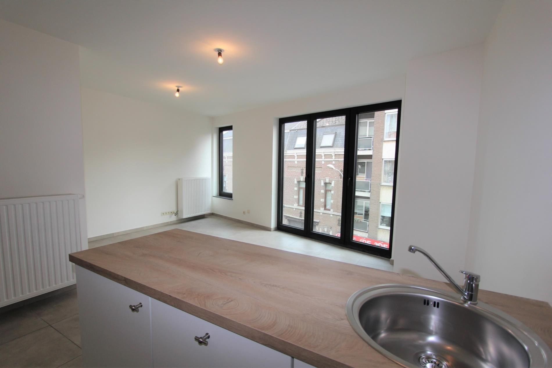 MODERN 1-SLAAPKAMER APPARTEMENT MET TERRAS foto 5