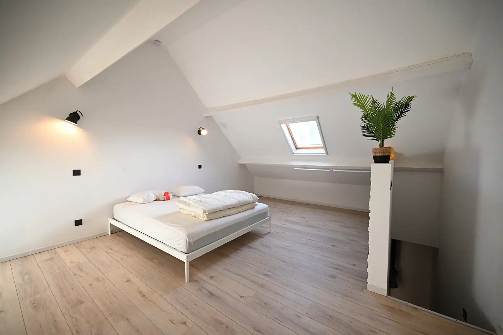 Charmante woning met 3 slaapkamers en prachtige stadstuin in Roeselare foto 11