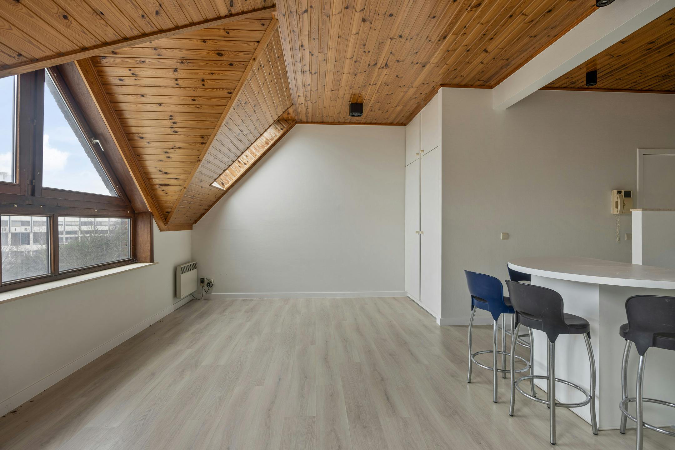 Studio te koop in het centrum van Waregem foto 14