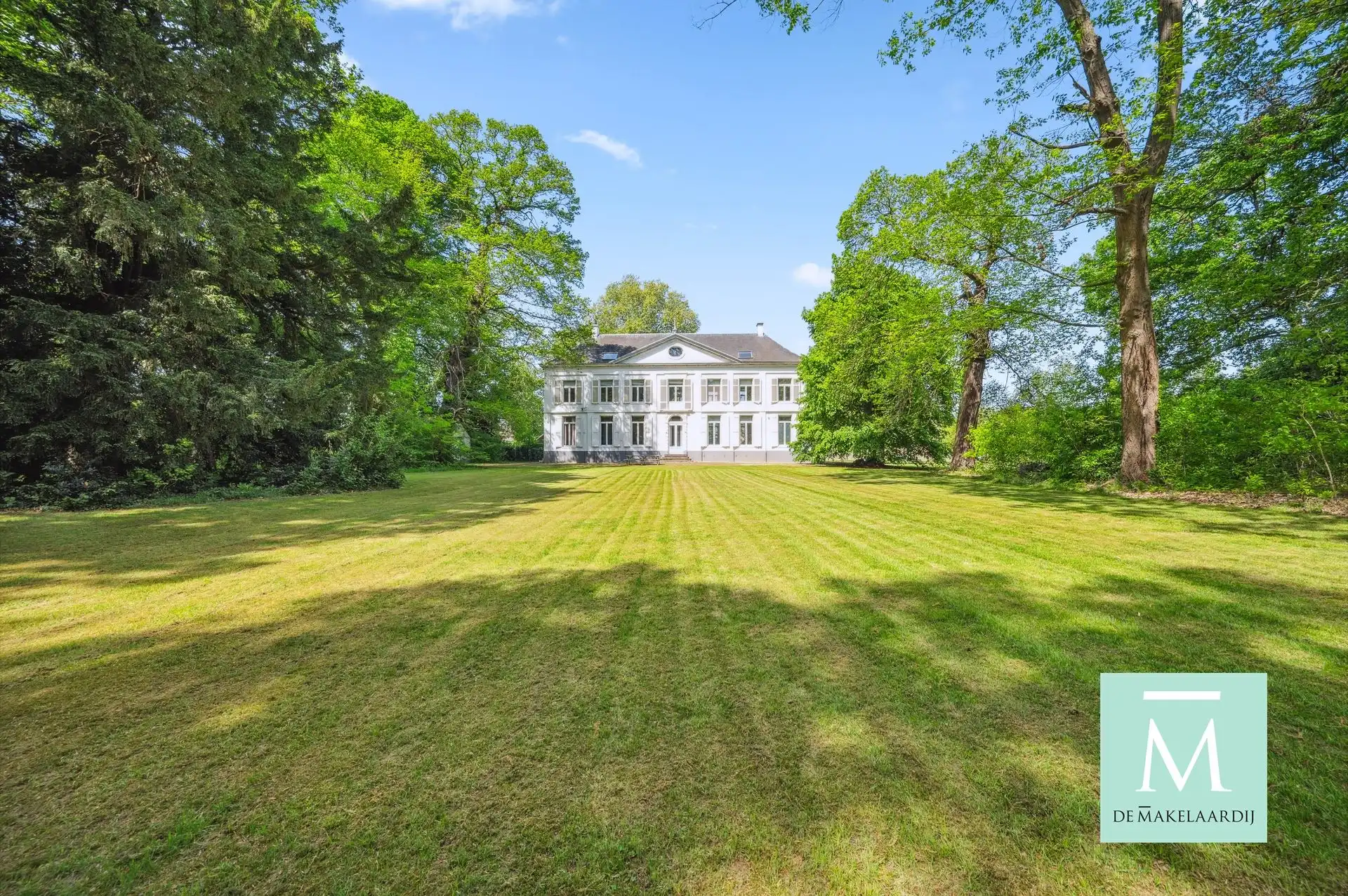 Prachtig kasteel met veel mogelijkheden gelegen op een toplocatie foto 21