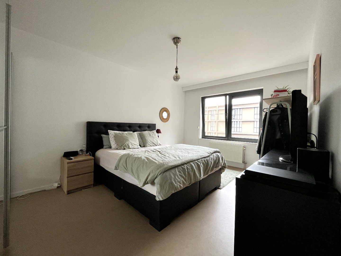 Riant 3 slpk-appartement met 2 terrassen en een garagebox foto 8