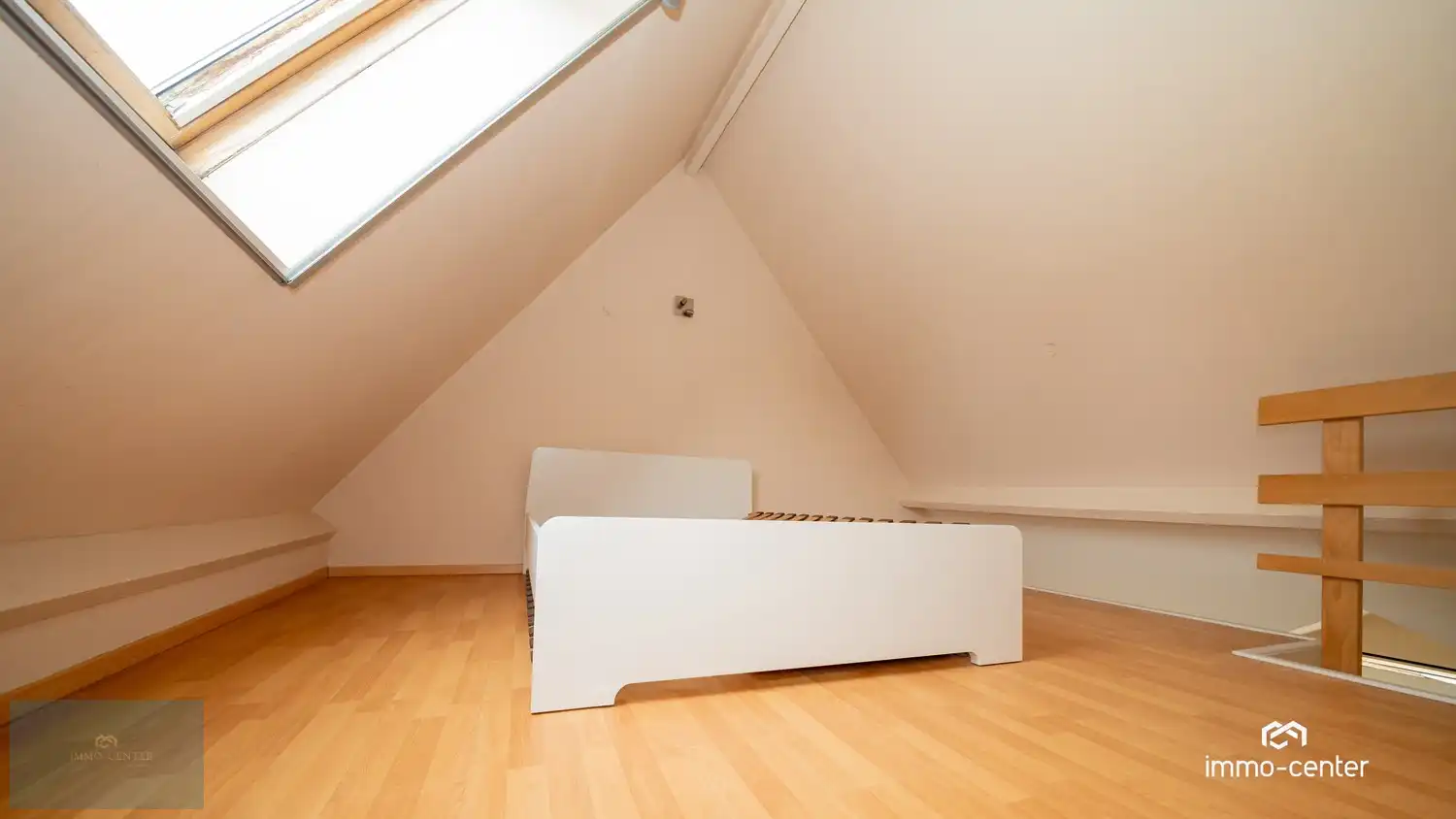 Lichtrijk appartement – 2 slpk – 2 terrassen – TOPLIGGING net buiten het centrum foto 16