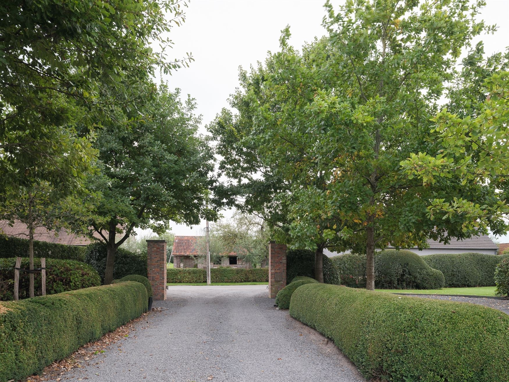 Authentieke charme en duurzame kwaliteit te Lievegem. foto 3