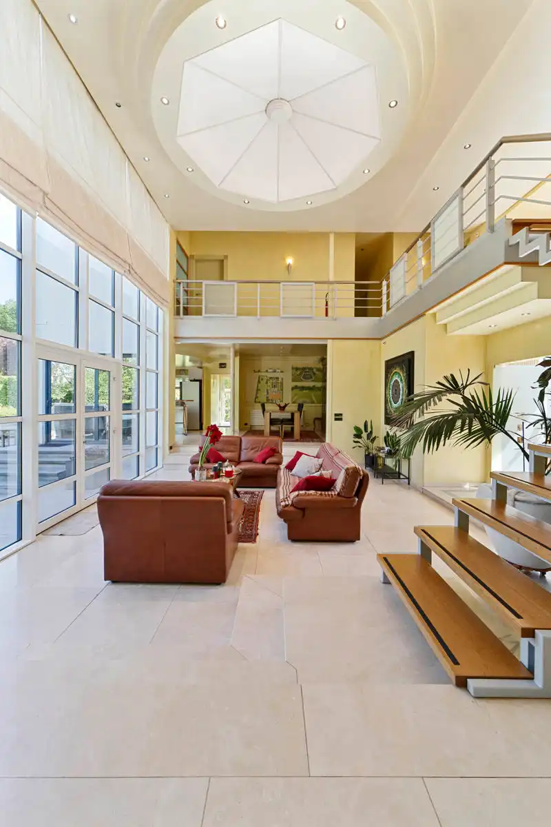 MODERNE VILLA MET 5 SLAAPKAMERS EN ONDERHOUDSVRIENDELIJKE TUIN foto 21