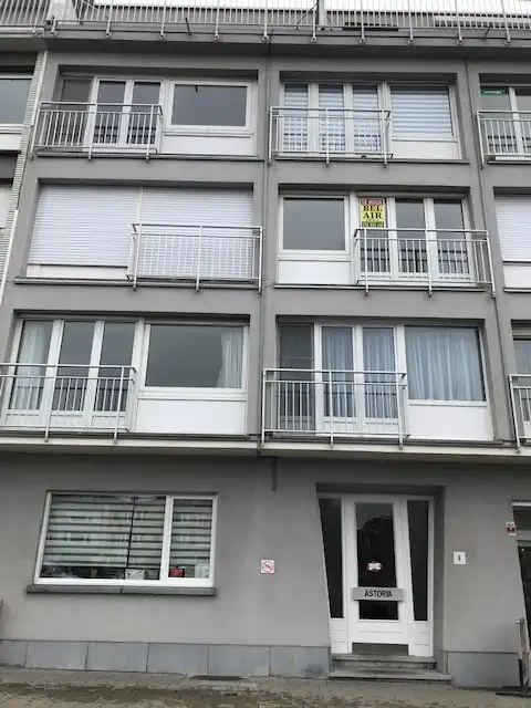 Gemeubelde zonnige studio, vlak aan zee foto {{pictureIndex}}