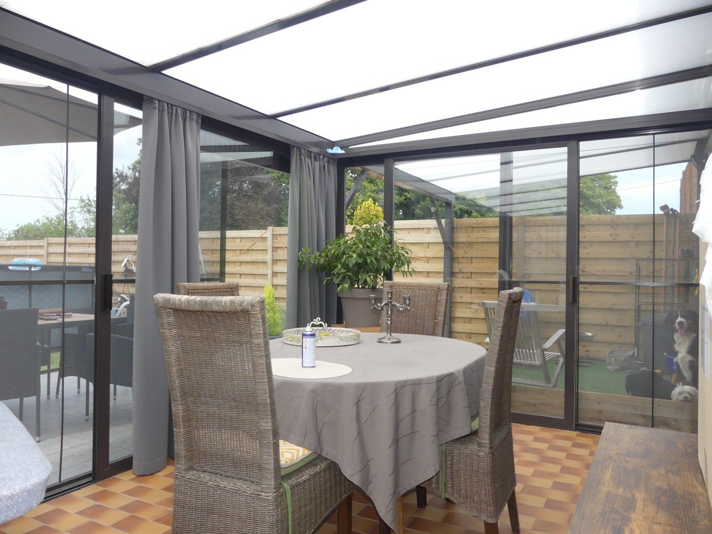 Alleenstaande woning met terras, zongerichte tuin en garage foto 8