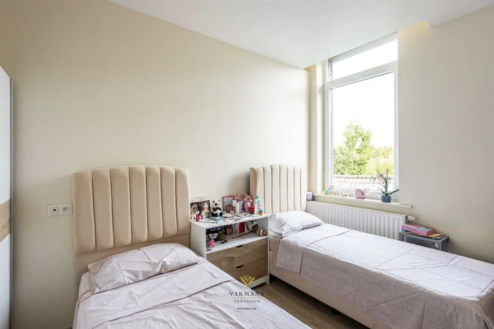 Gerenoveerde moderne woning met 4 slaapkamers en stadstuin foto 28