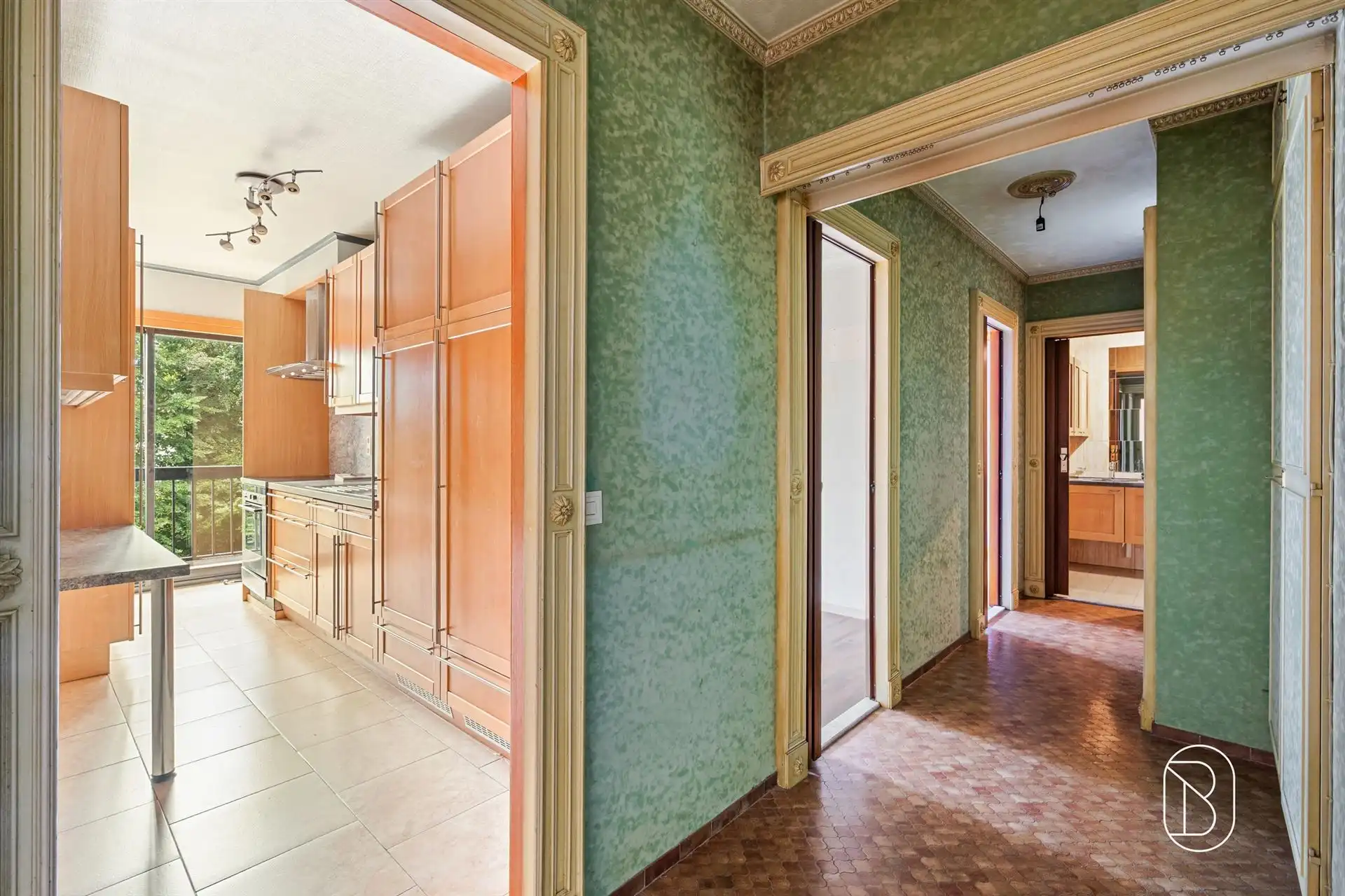 Ruim appartement met terras, groen zicht en parkeerplaats! foto 9
