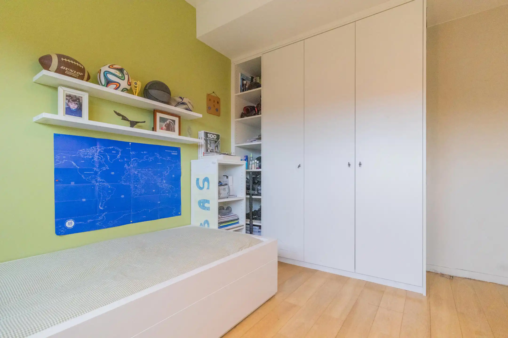 Ruim duplex appartement met 3 slaapkamers foto 13