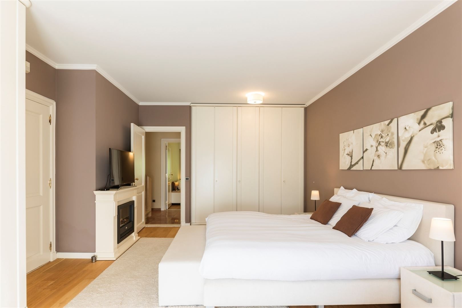 Ruime villa op 1.150 m² in gegeerde woonwijk Vriesdonk foto 22