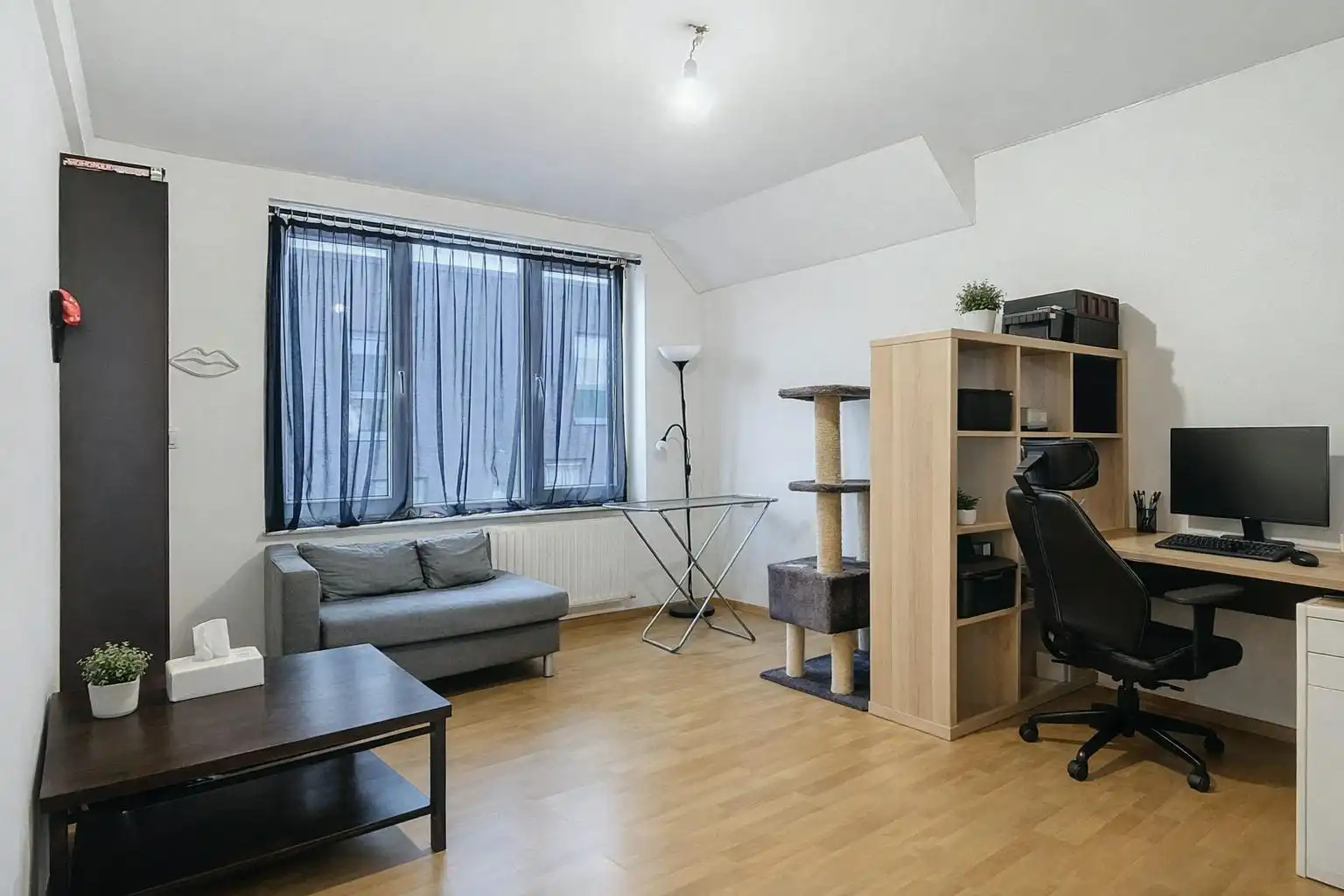 Instapklaar duplex appartement te koop in Kruibeke foto 12