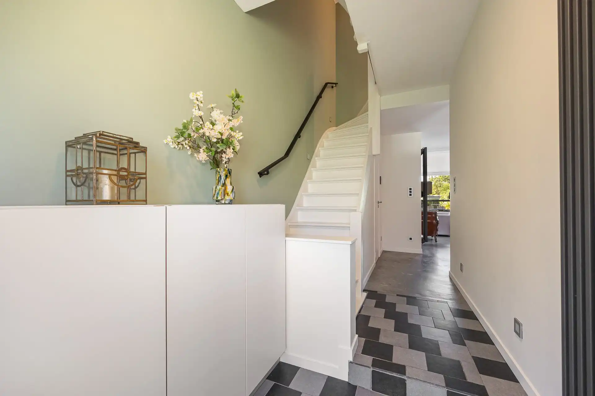 Volledig gerenoveerde gezinswoning met 5 slpks te Kontich foto 25