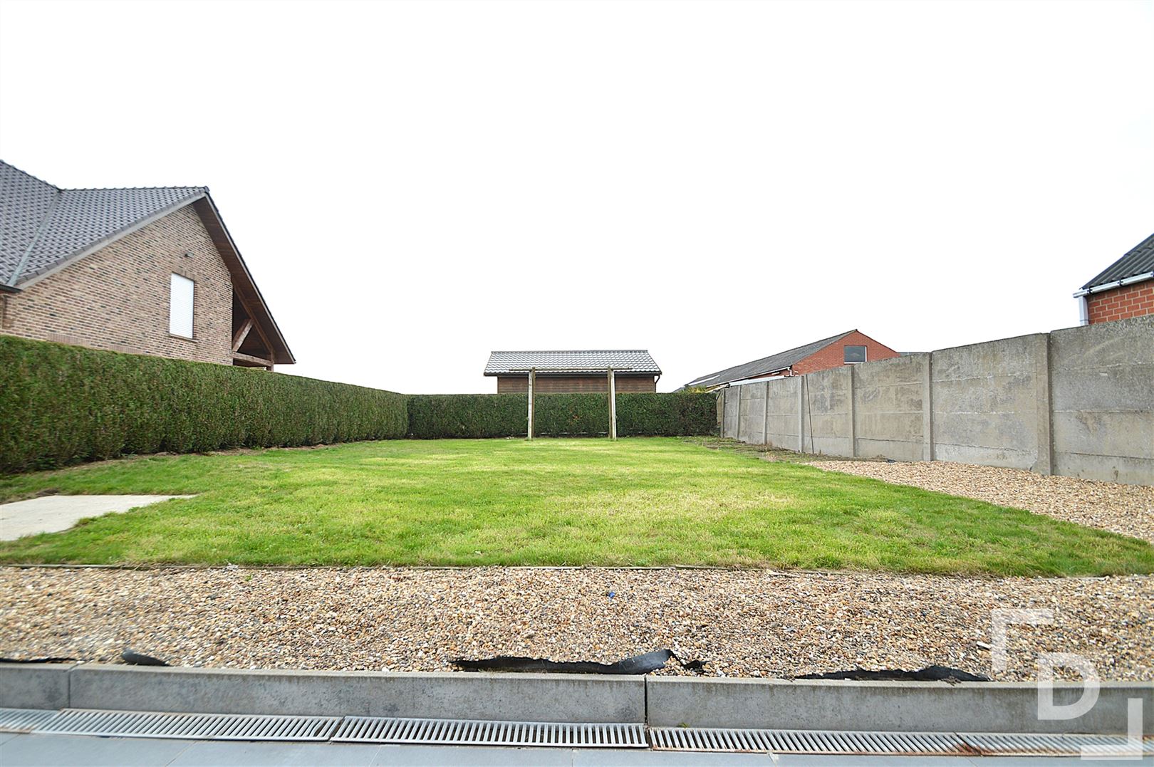 Instapklare woning met 4 slaapkamers en tuin te huur. foto 16