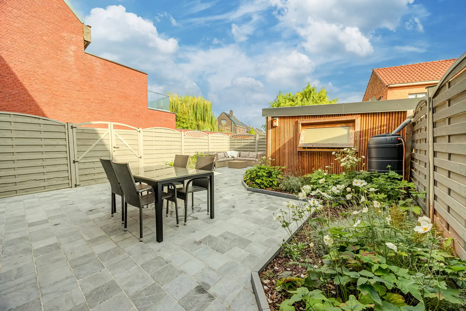 Instapklare woning met 3 slaapkamers foto 2
