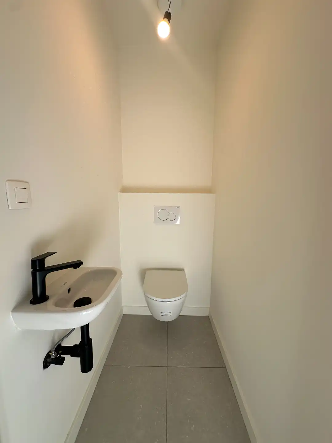 Ruim gelijkvloers appartement met groot terras en privé tuin in Alken foto 13