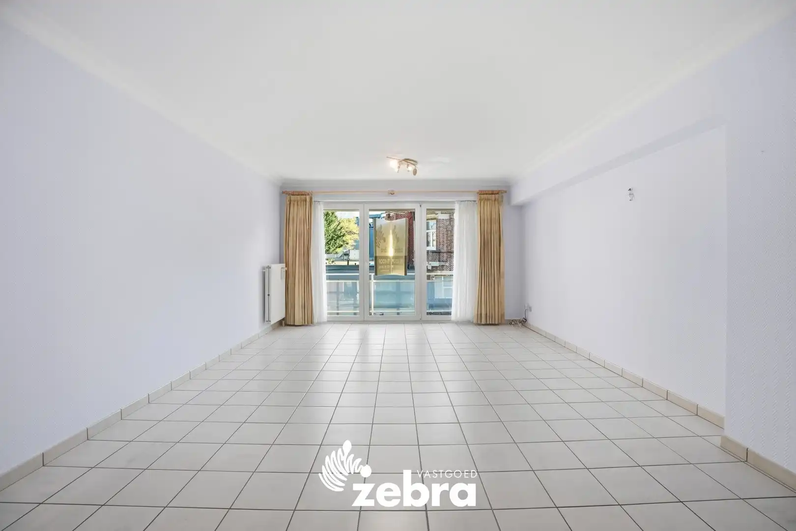 Appartement met 2 slpk en 2 terrassen in hartje Roeselare! foto 4