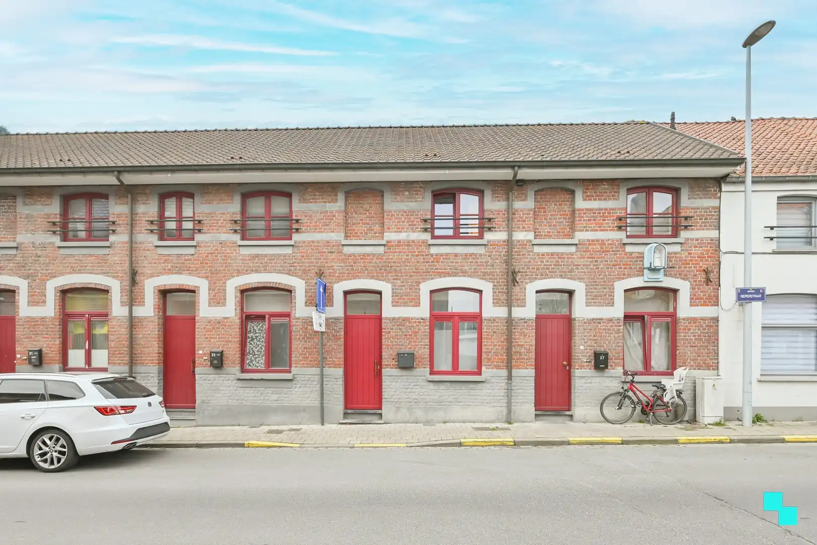 Ideale opbrengsteneigendom te hartje Izegem foto 2