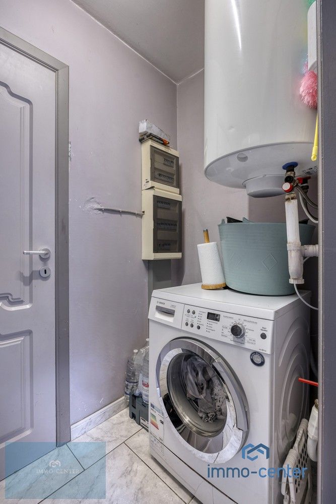 Lichtrijk en Instapklaar Appartement (150 m²) met 3 Slaapkamers en 2 Ondergrondse Parkeerplaatsen in Genk foto 13