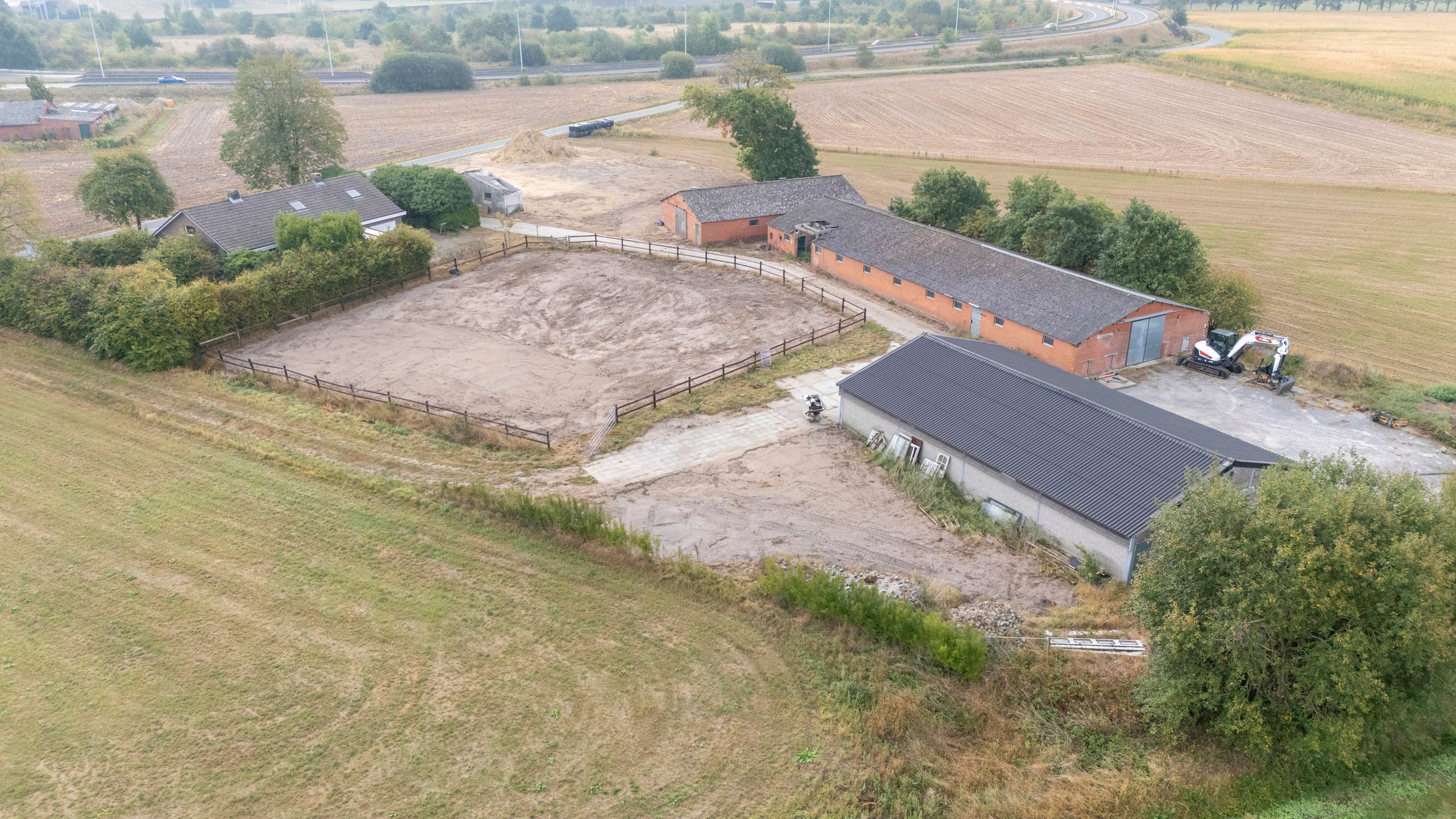 Vrijstaande zonevreemde woning met paardenstal op ca. 20.000 m² te Meer foto 20