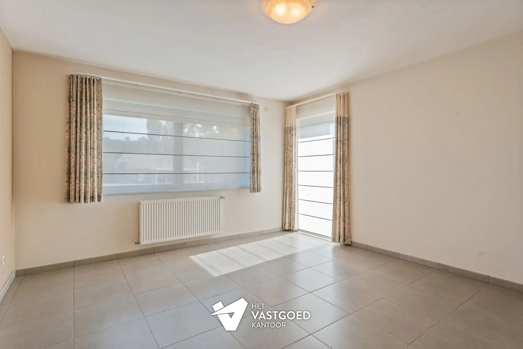 RUIM 2 SLAAPKAMER APPARTEMENT MET ZICHT OVER DE GEMEENSCHAPPELIJKE TUIN foto 19