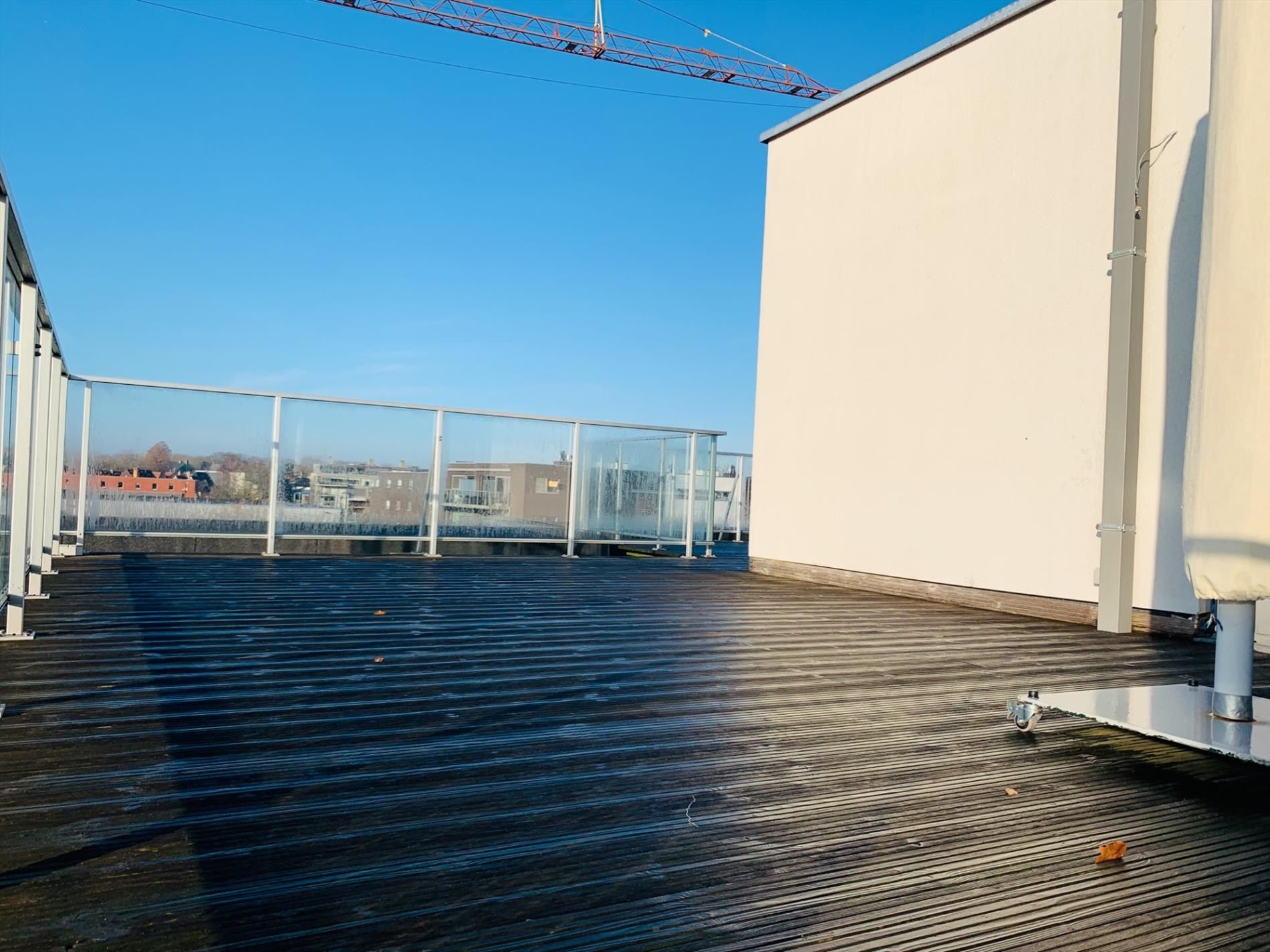 Penthouse met dubbel dakterras incl 2 autostaanplaatsen foto 3