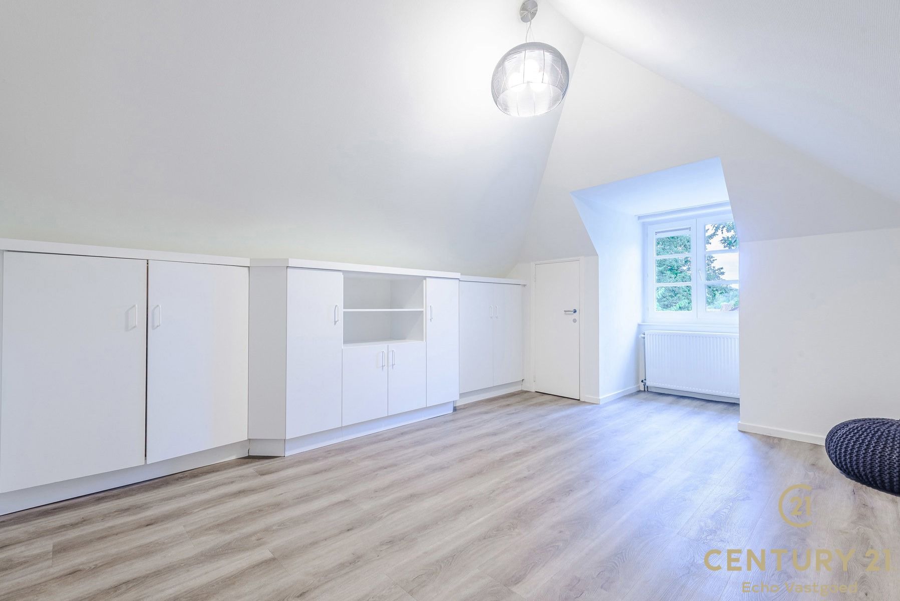 Tijdloze, instapklare villa met 5 slpk en 3 badk op ca1521m² foto 28