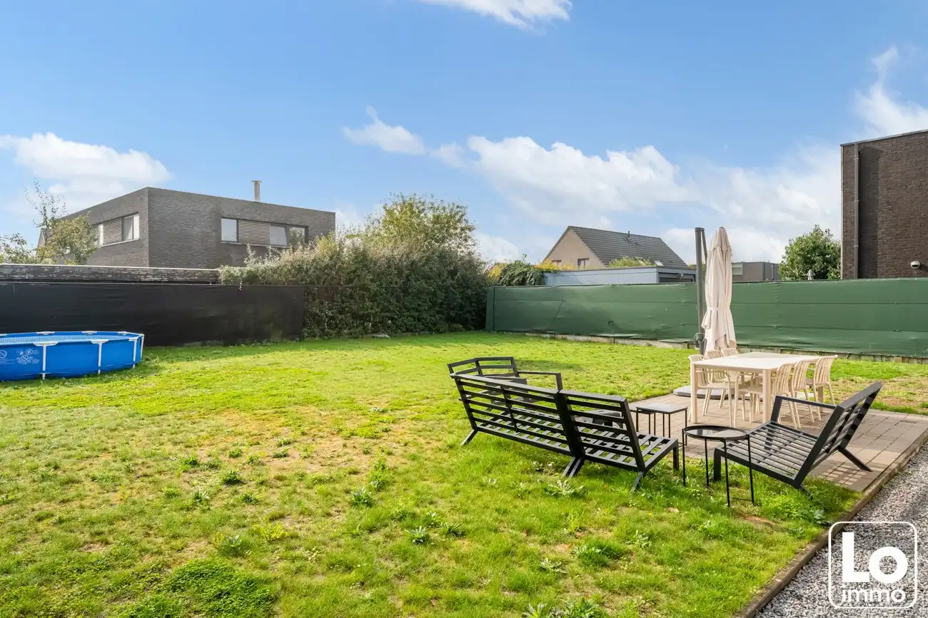 Instap klare ruime open woning met inpandige garage en een zuid georiënteerde tuin op een toplocatie nabij het centrum van Lochristi! foto 26
