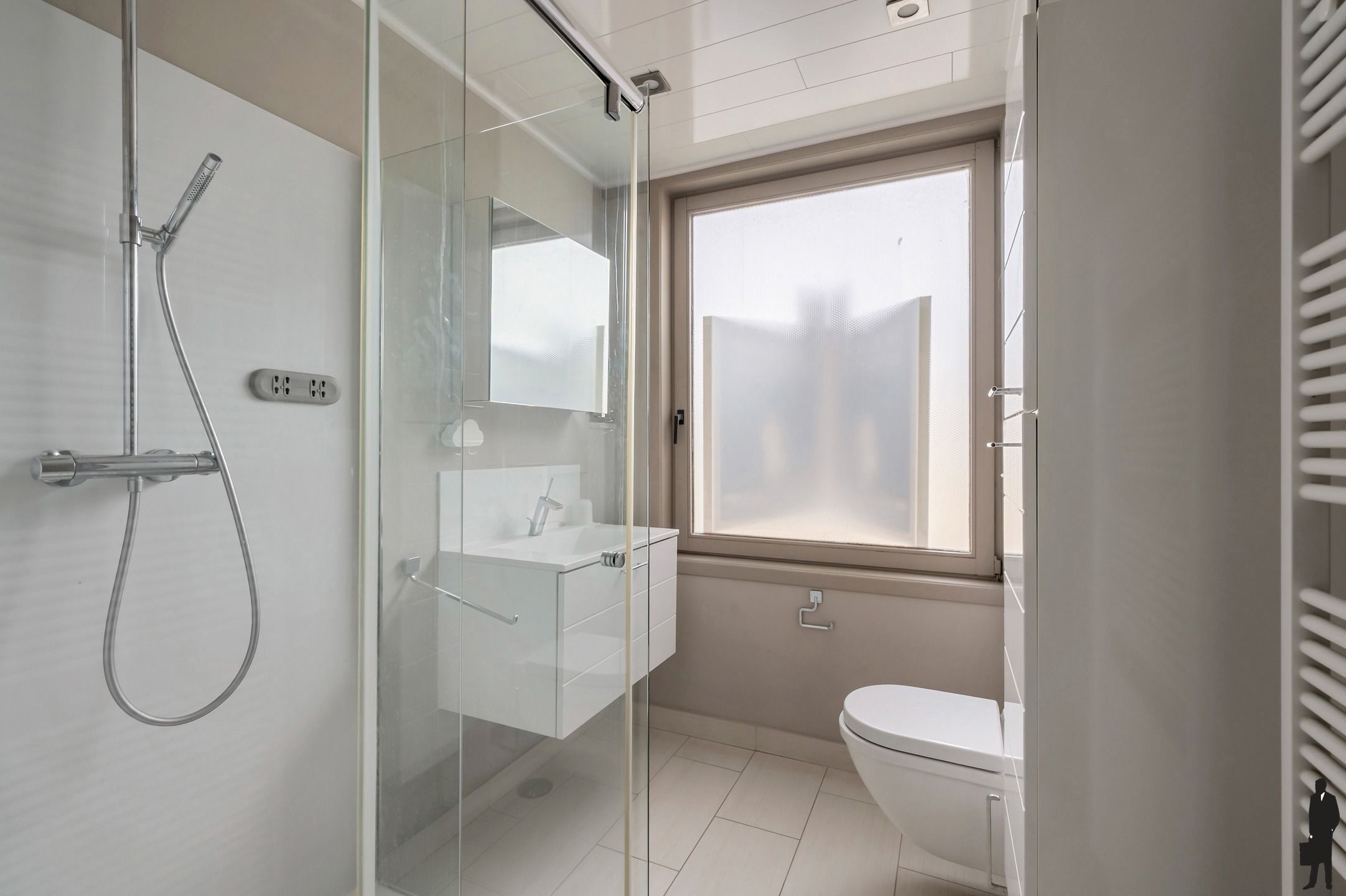 Instapklare woning met ruim terras in groene buurt nabij centrum Antwerpen foto 11