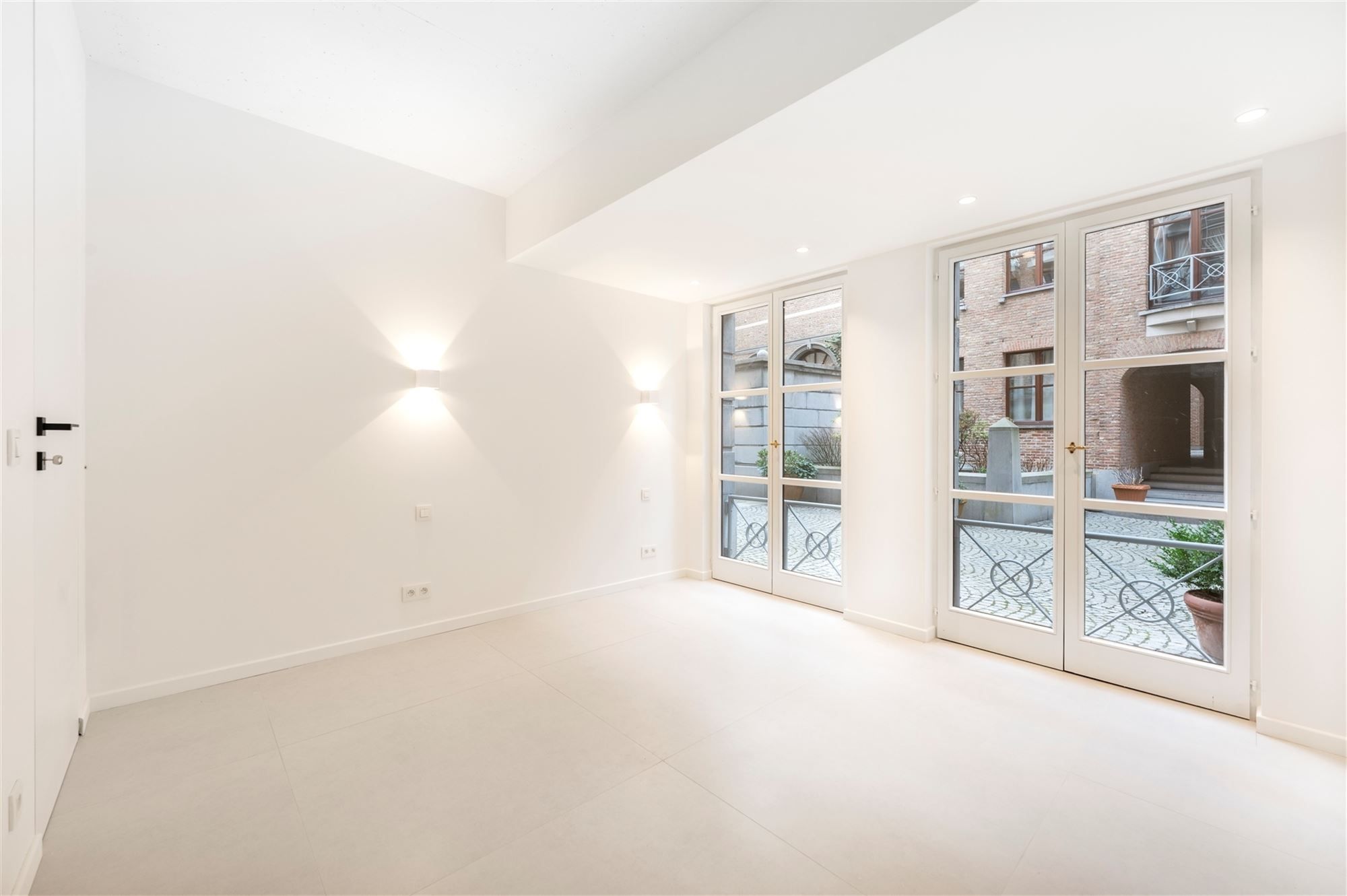 Gerenoveerd en energiezuinig appartement te huur in hartje Antwerpen! foto 6
