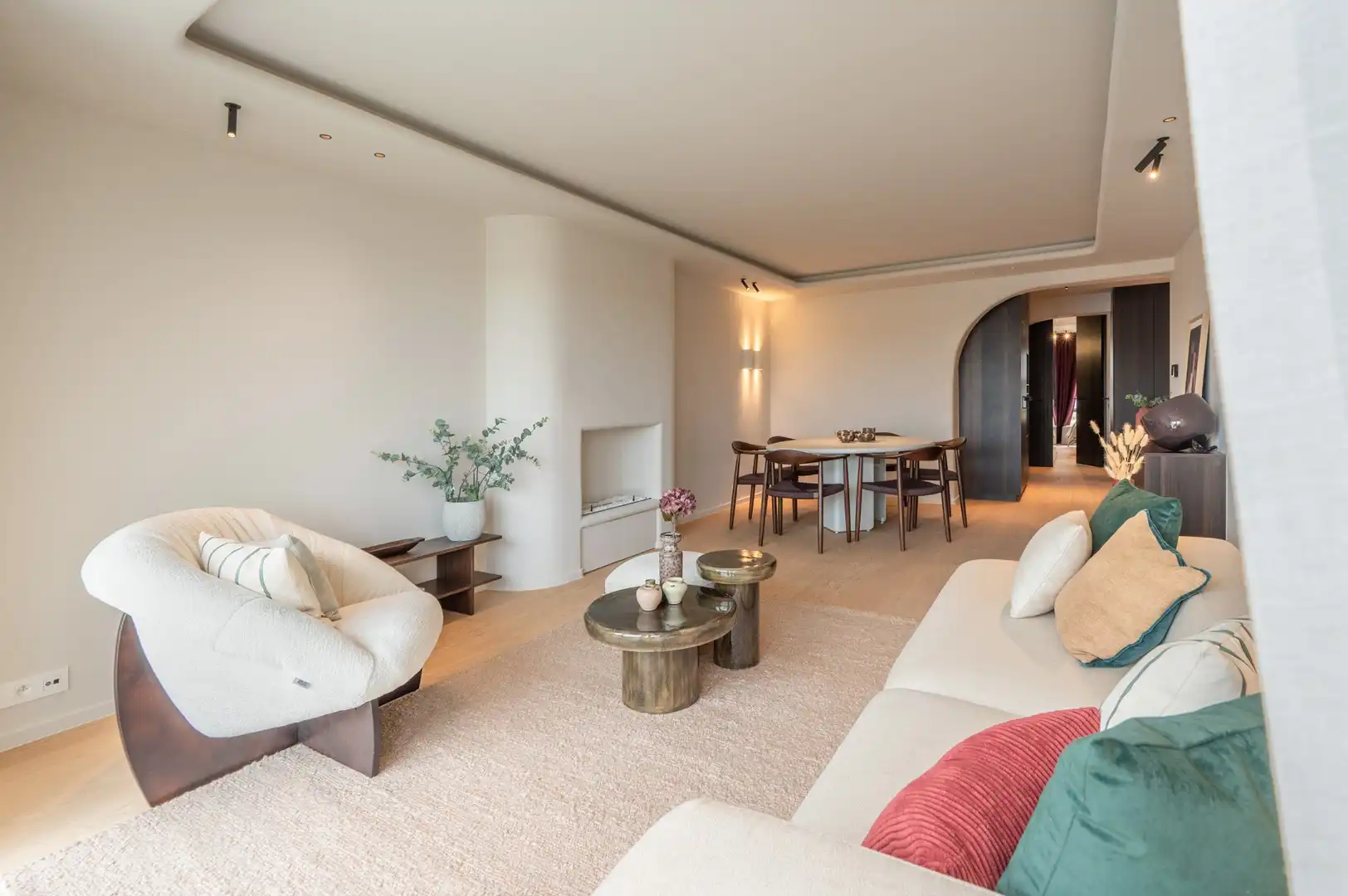 Prachtig gerenoveerd appartement nabij het centrum en de zee met open zichten. foto {{pictureIndex}}