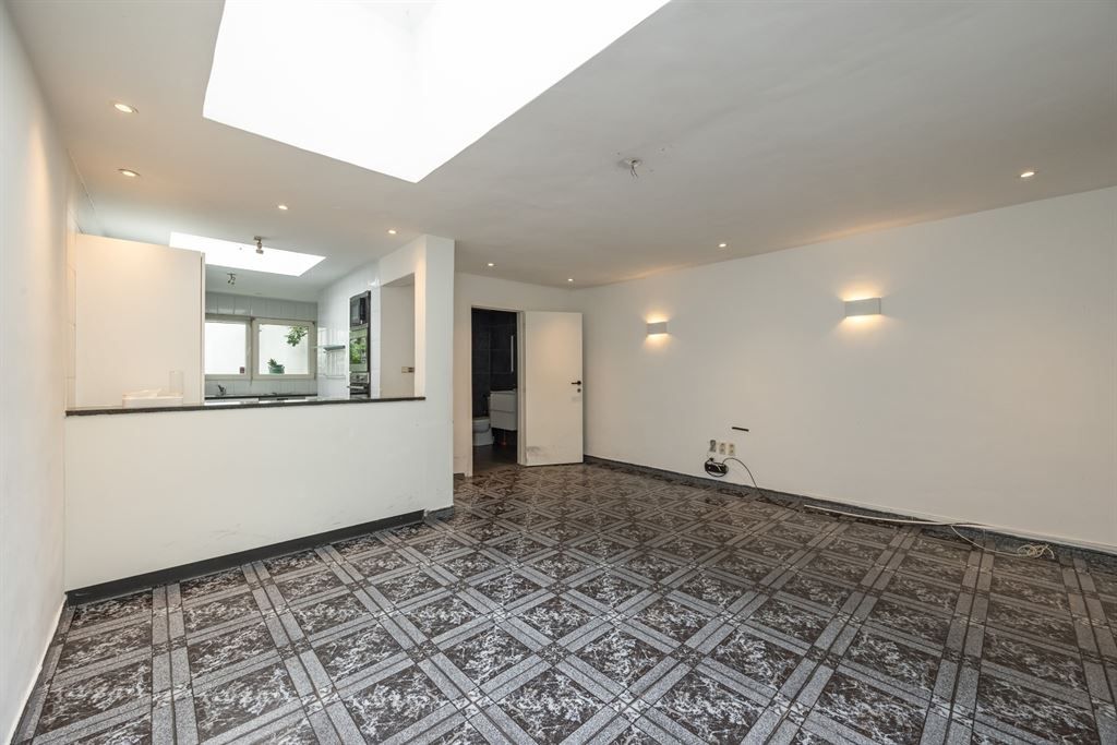 Ruime stadswoning met 4 slaapkamers foto 2