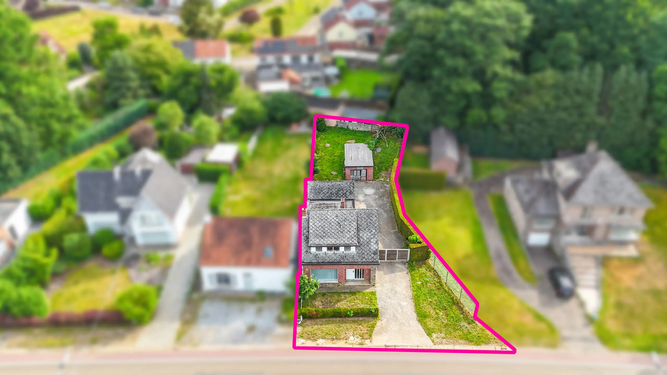 Deels gerenoveerde woning met ruime leefruimte en 3 slpkms! foto 25
