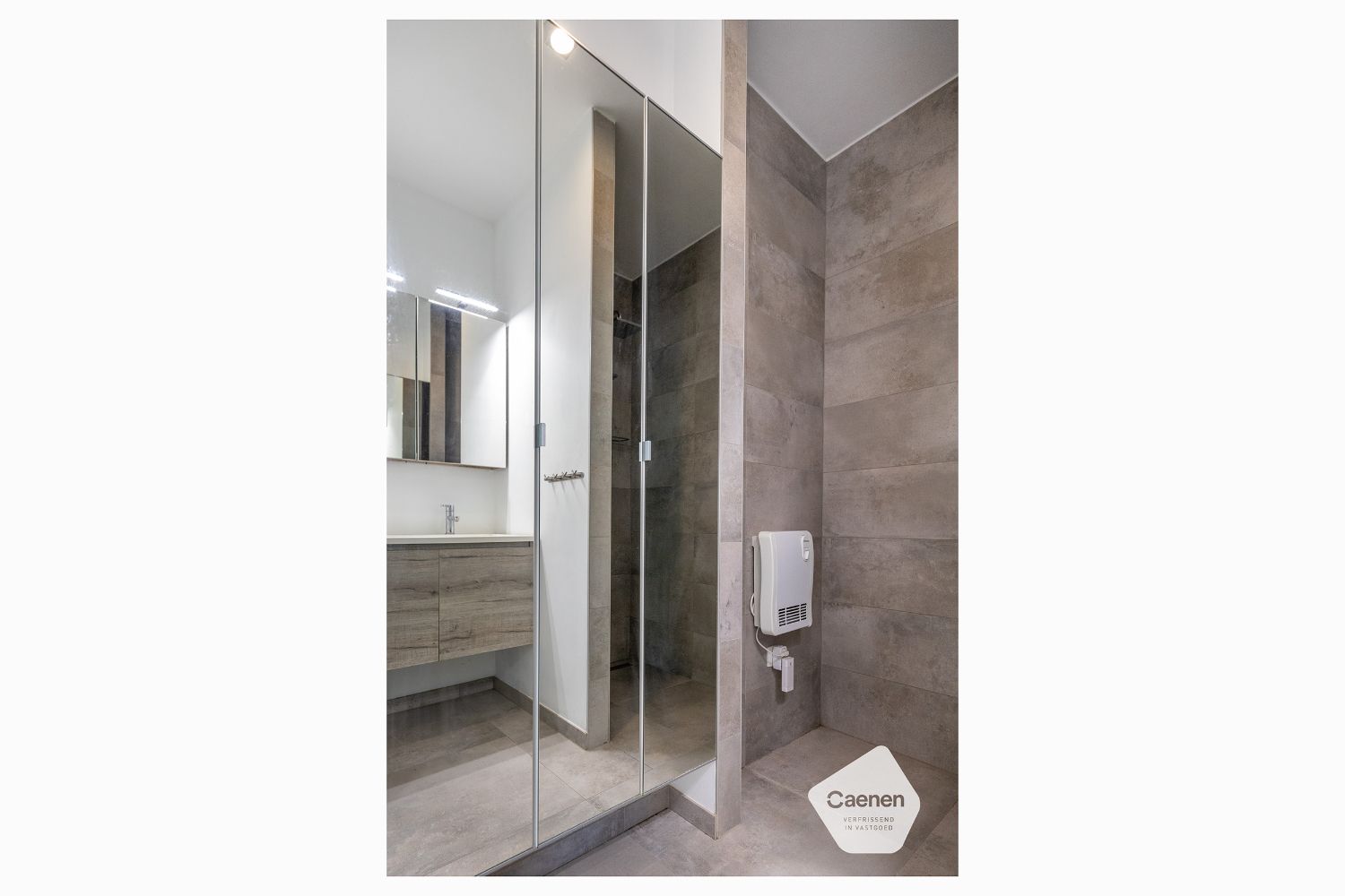 Zeer recent gelijkvloers appartement met 2 slaapkamers foto 10