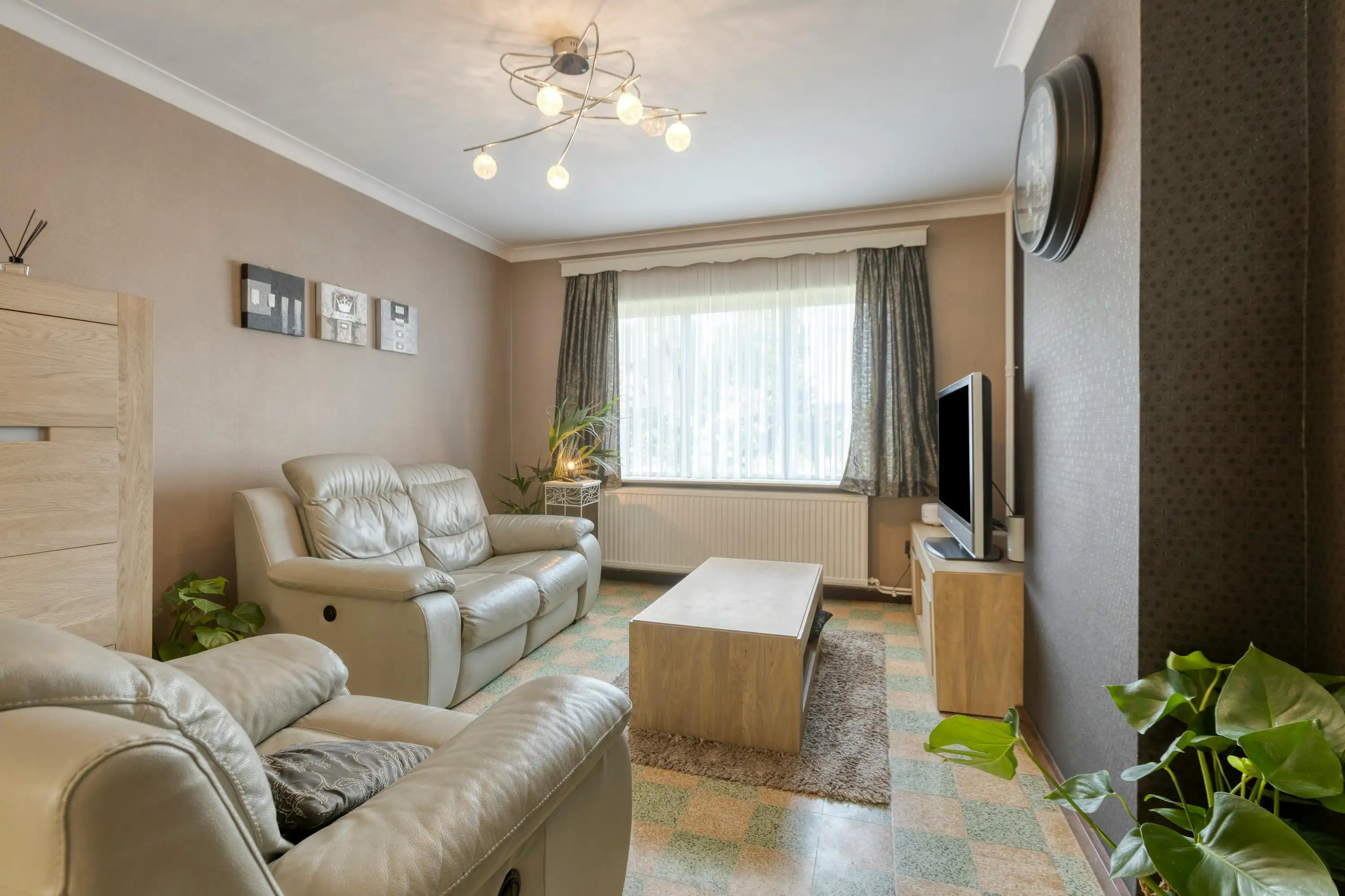 Instapklare woning met 5 slaapkamers te Alken foto 4