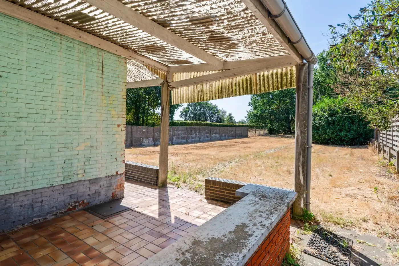Charmante, te renoveren woning met 2 slpk., garage en tuin foto 20