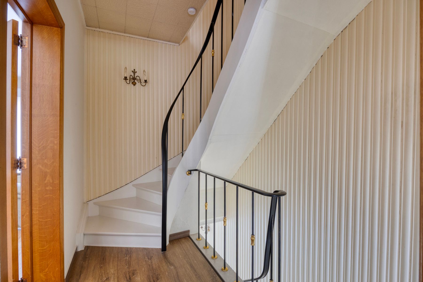Rustig gelegen woning met tuin foto 8