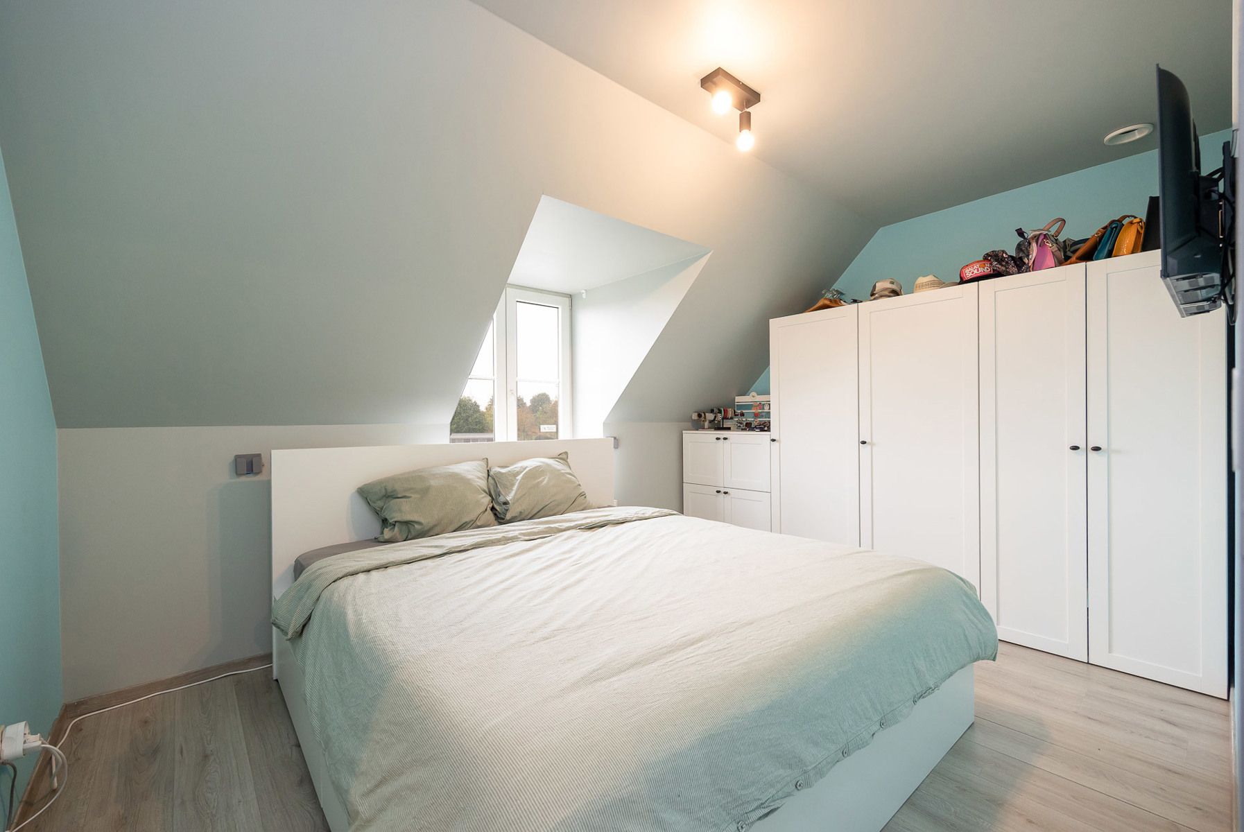 HOB met 3slk op 590m2 grond foto 14