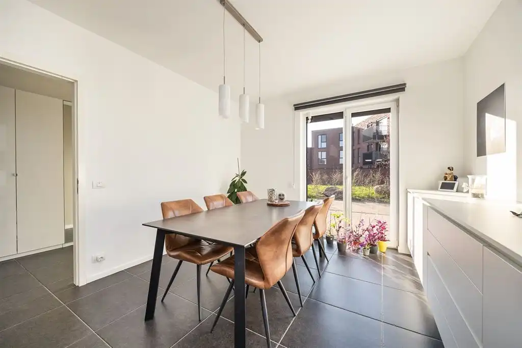 Recente BEN-woning met 3 slaapkamers en tuin foto 9