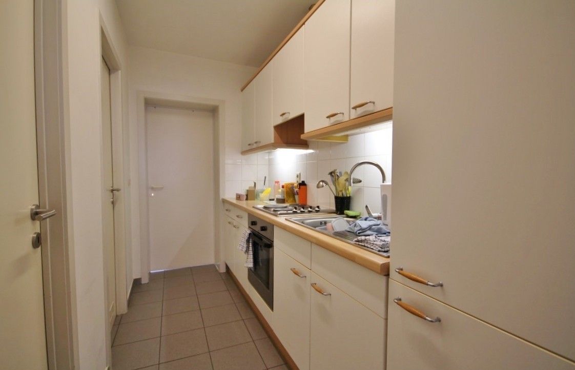 Gezellig éénslaapkamerappartement met terras in het centrum van Sint-Truiden foto 3