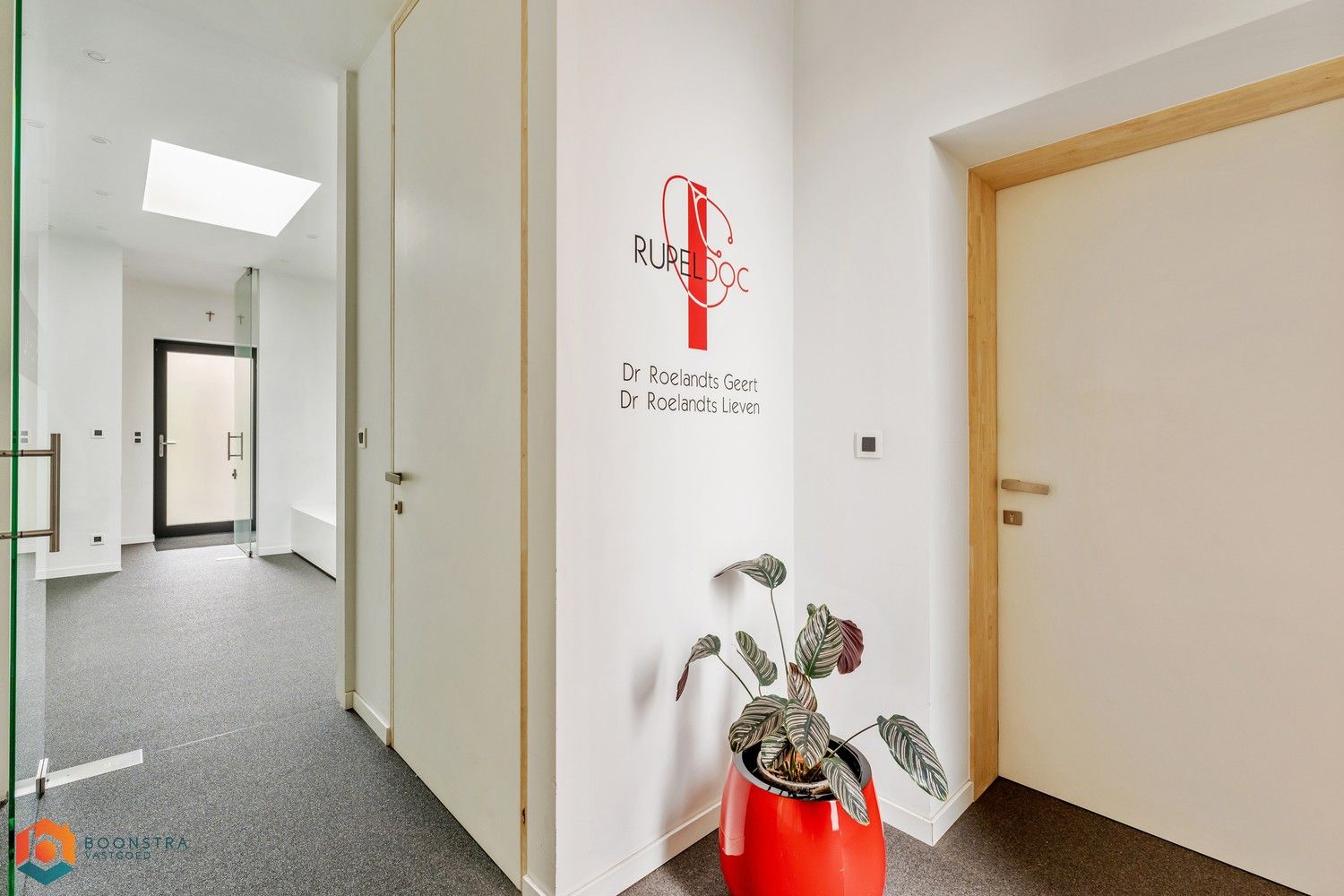 Praktijkruimte met 2 kantoren te Boom foto 11